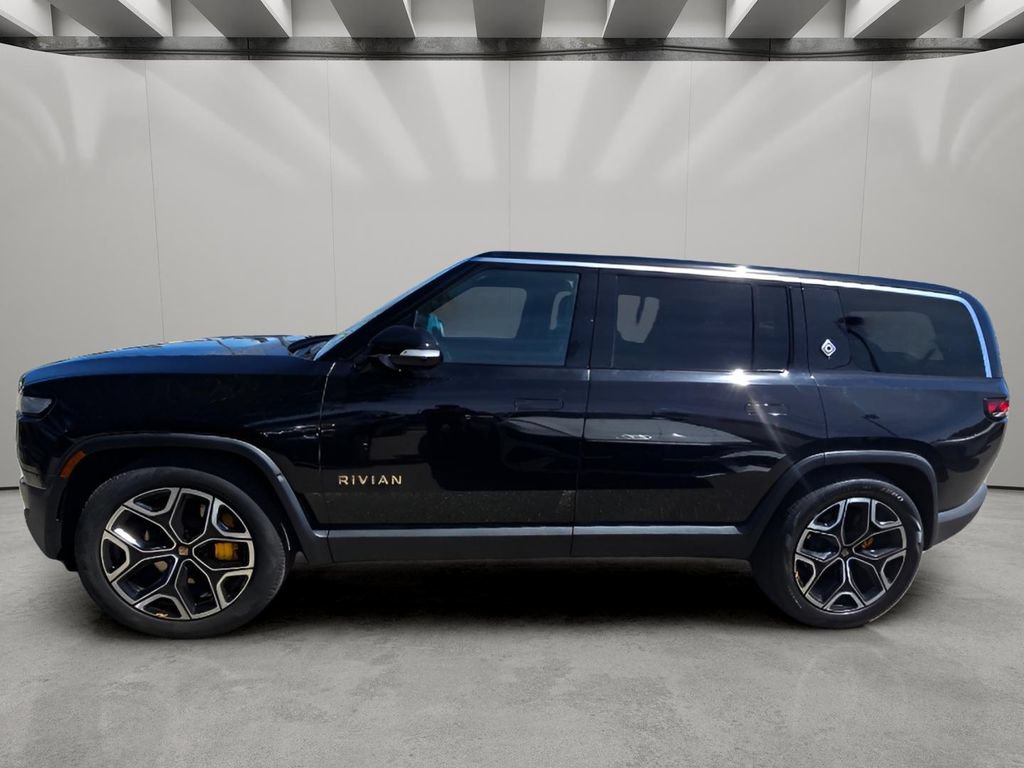 Used 2024 Rivian R1S Adventure AWD/4WD image 3