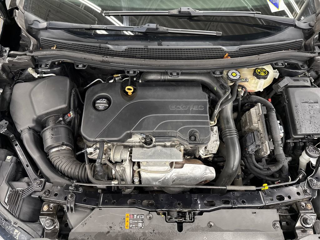 Used 2019 Chevrolet Cruze LS image 13