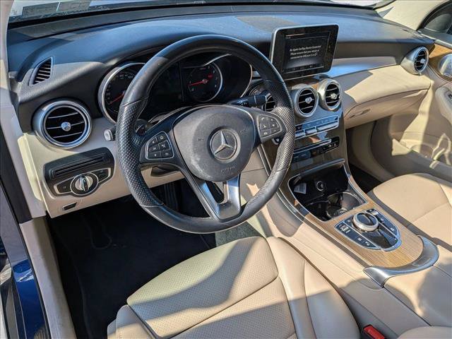 Used 2019 Mercedes-Benz GLC 350e 4MATIC image 9