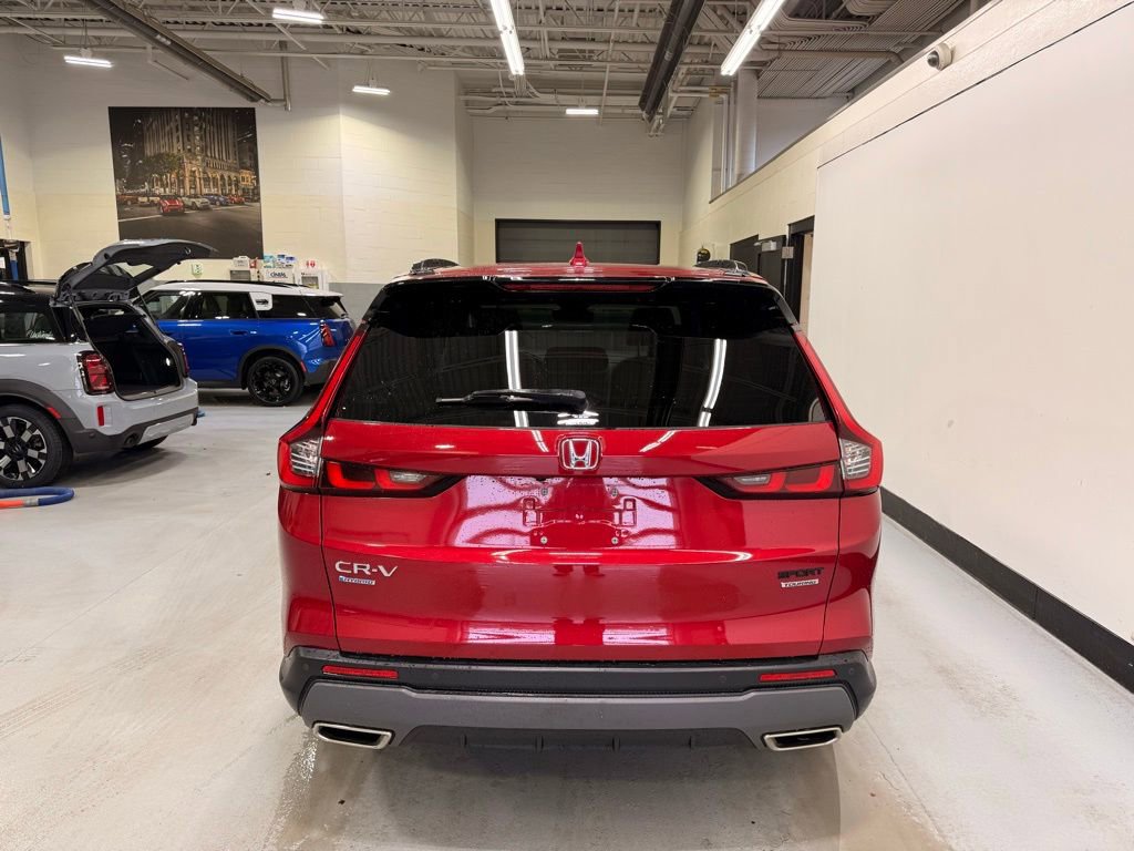Used 2024 Honda CR-V Sport Touring image 4
