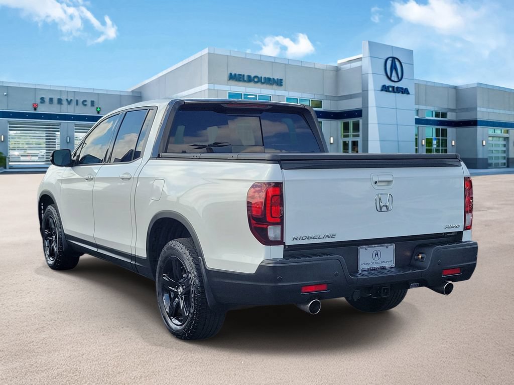 Used 2023 Honda Ridgeline Black Edition image 4