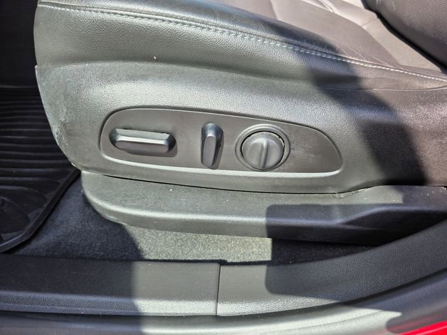 Used 2019 Chevrolet Blazer LT image 15