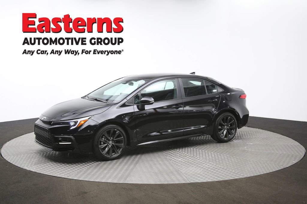 Used 2025 Toyota Corolla SE image 56