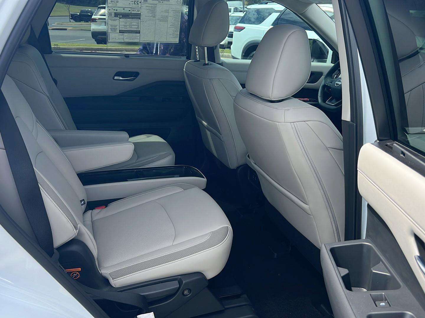 New 2026 Nissan Pathfinder SL w/ SL Premium Package image 14