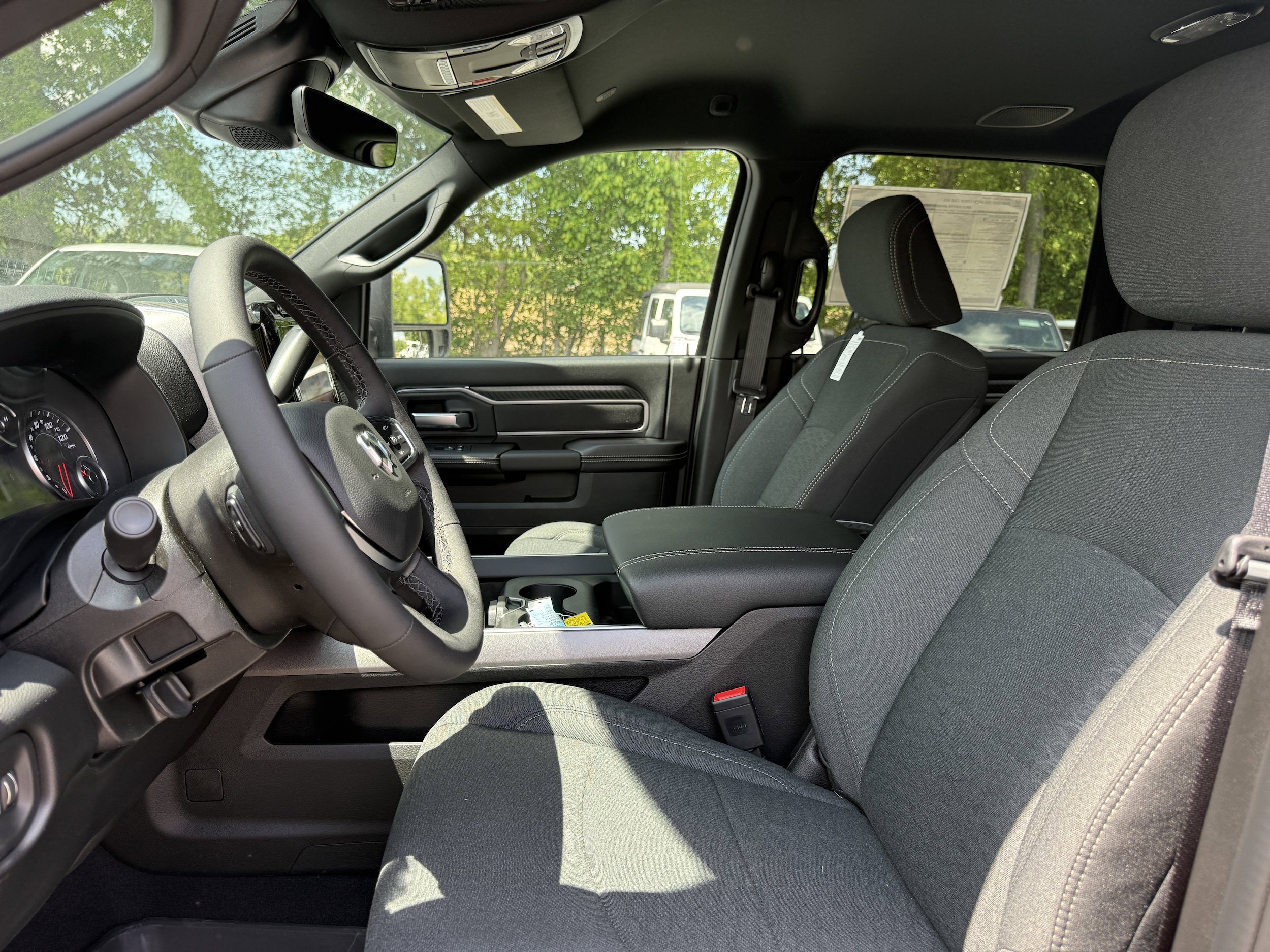 New 2026 RAM 2500 Big Horn AWD/4WD image 15