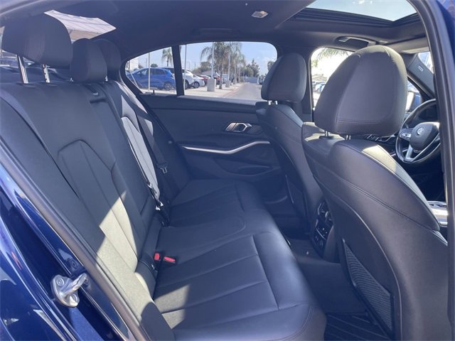 Used 2019 BMW 330i Sedan w/ Premium Package image 28