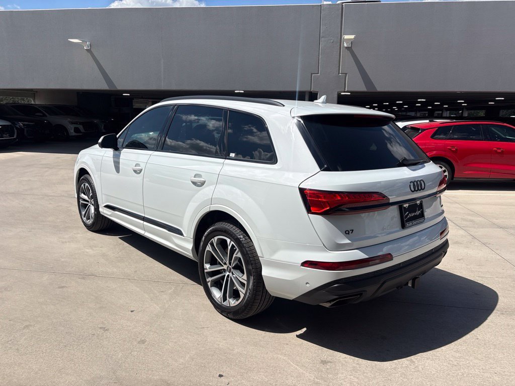 New 2026 Audi Q7 2.0T Premium AWD/4WD image 8
