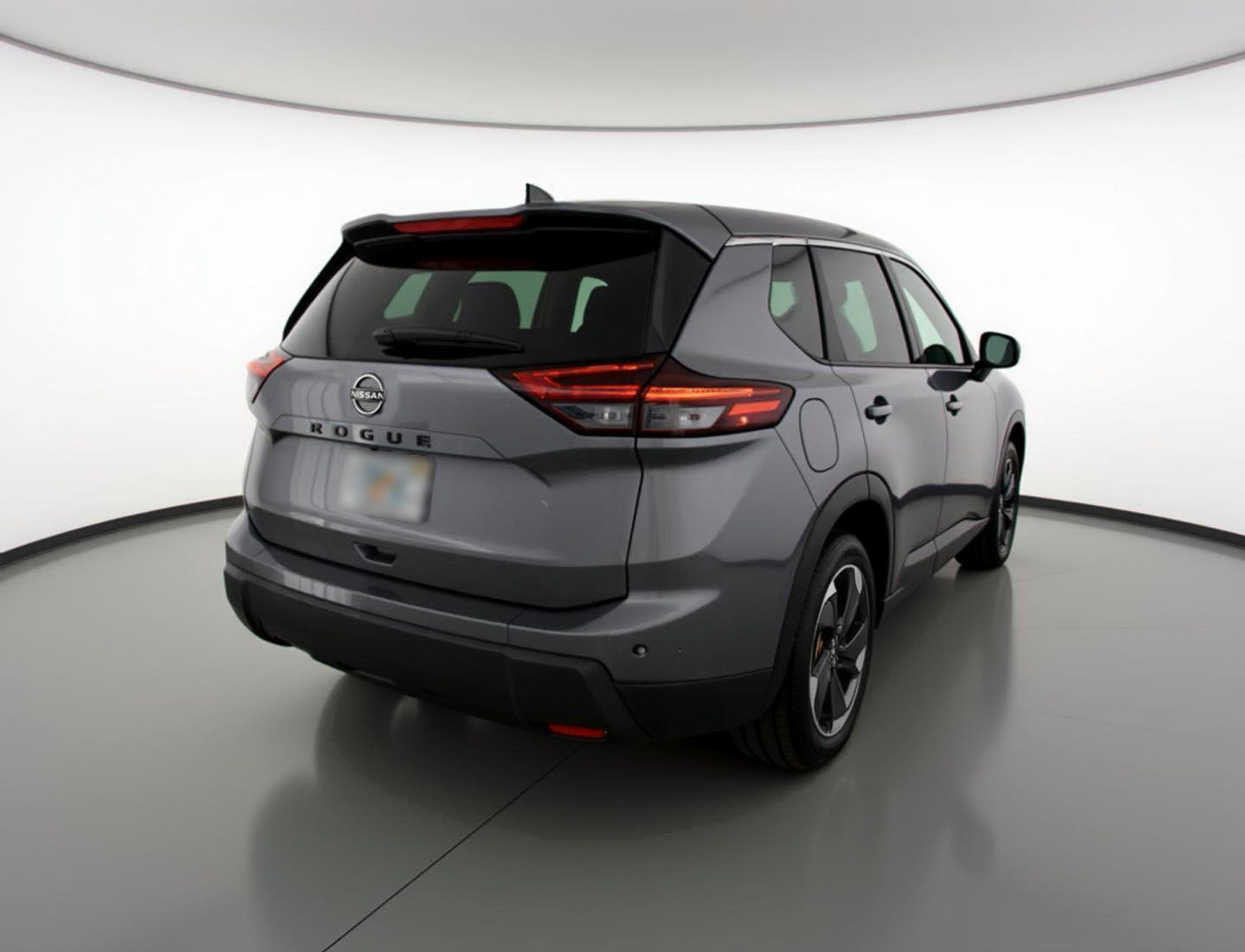 Used 2025 Nissan Rogue SV FWD image 9