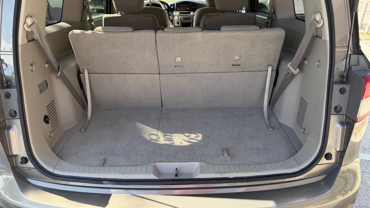Used 2017 Nissan Quest SV FWD image 17