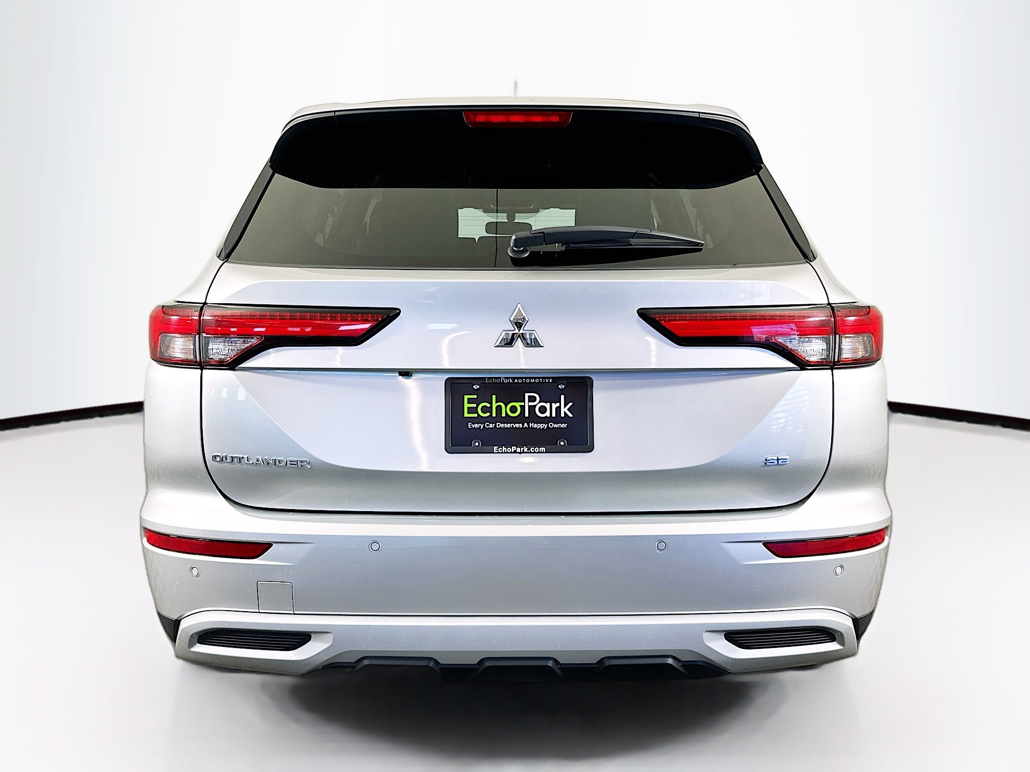 Used 2024 Mitsubishi Outlander SE Black Edition image 7