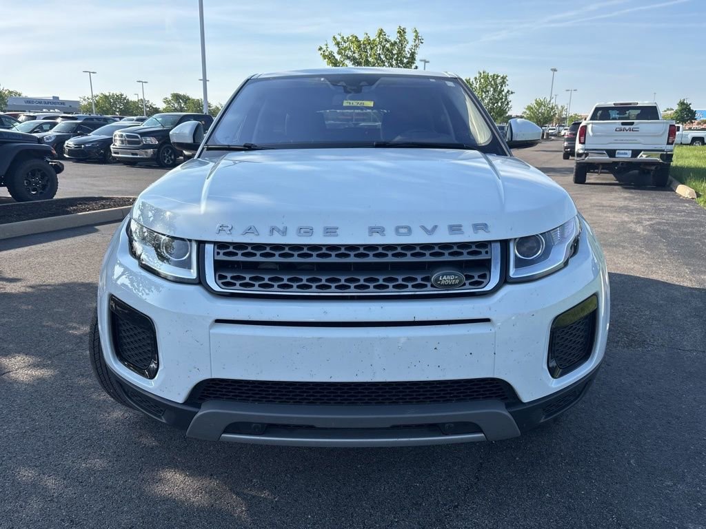 Used 2018 Land Rover Range Rover Evoque SE AWD/4WD image 2