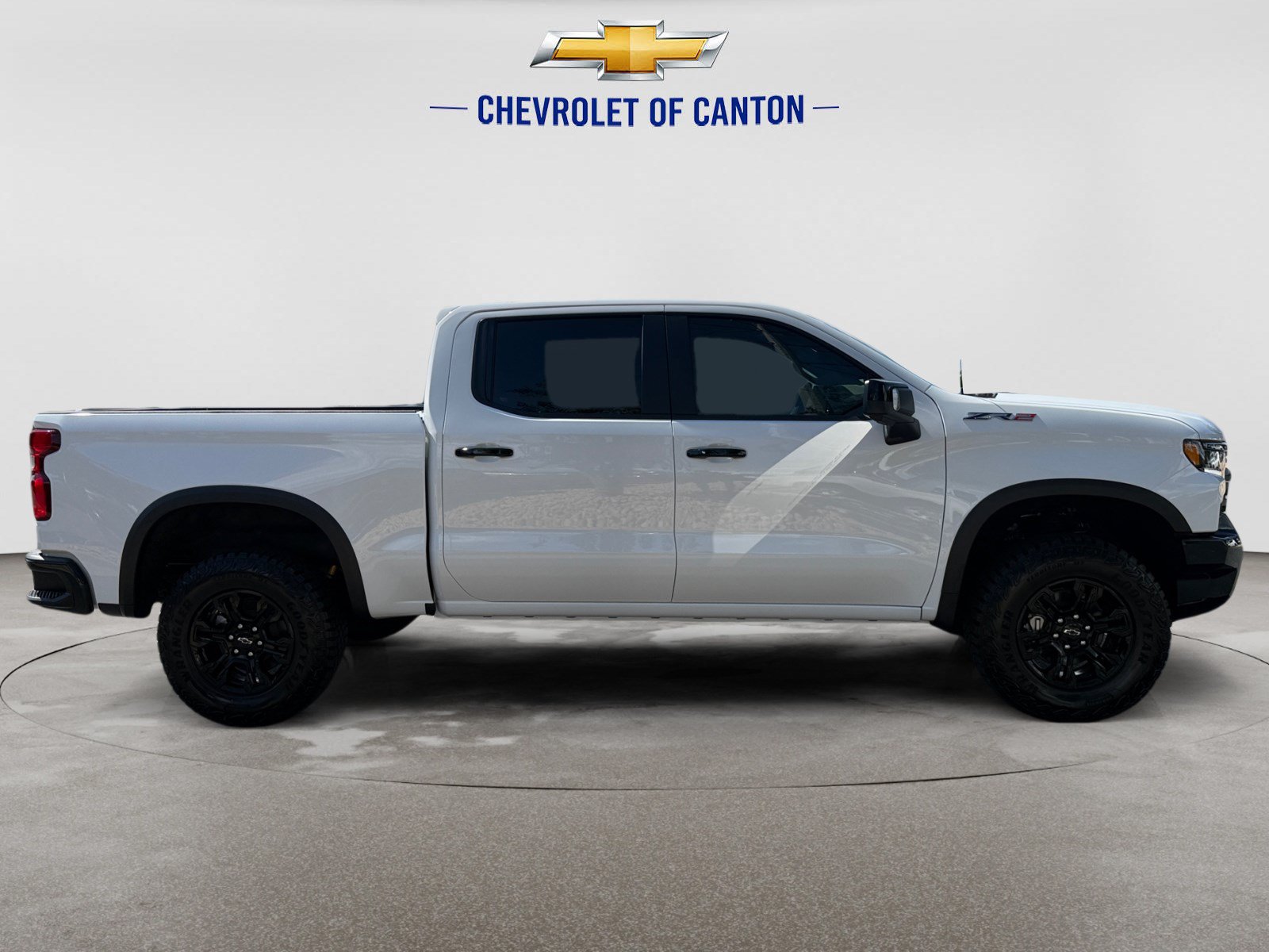 Used 2026 Chevrolet Silverado 1500 ZR2 AWD/4WD image 4