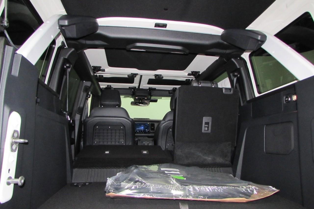 New 2025 Ford Bronco Badlands image 30