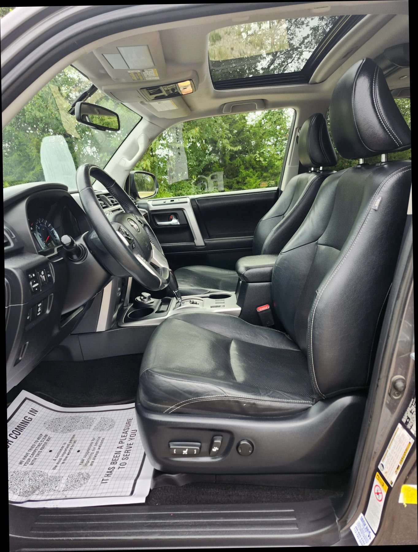 Used 2016 Toyota 4Runner Limited AWD/4WD image 10