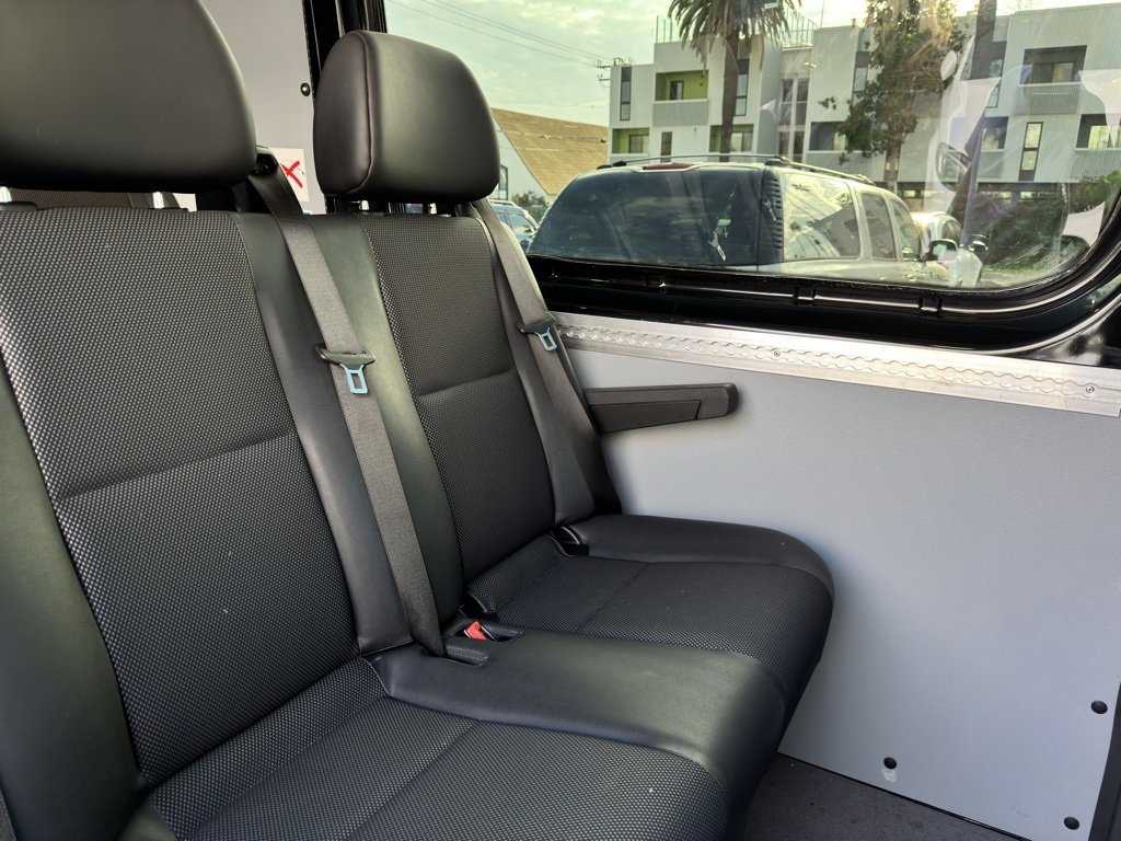 Used 2022 Mercedes-Benz Sprinter 144 Cargo image 7