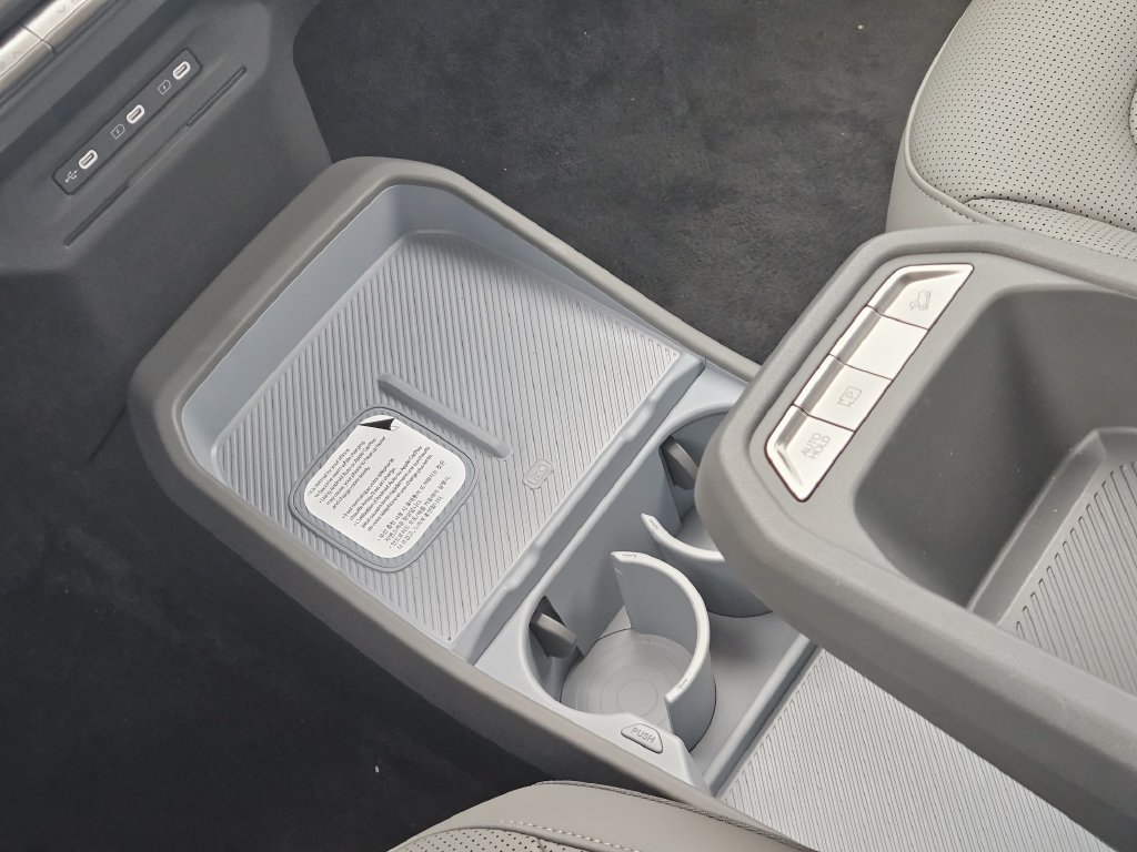 New 2027 Kia EV3 Wind AWD/4WD image 18