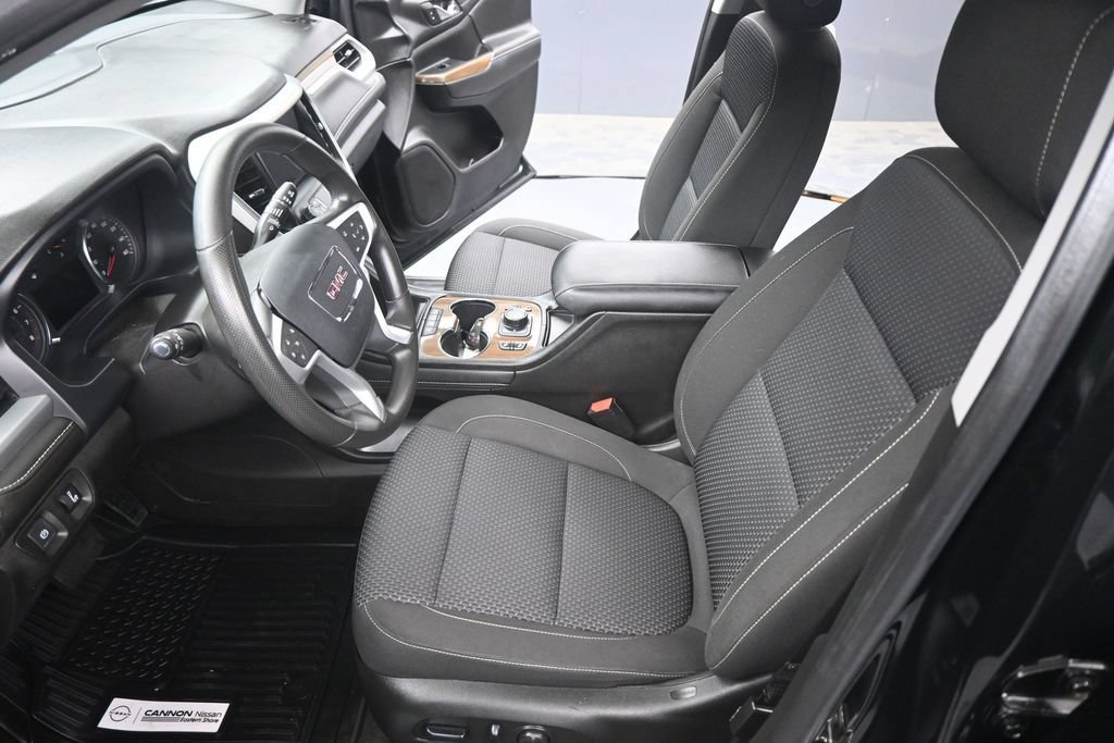 Used 2023 GMC Acadia SLE w/ Driver Convenience Package AWD/4WD image 9