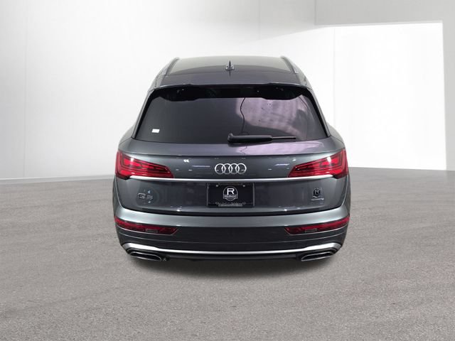 Used 2023 Audi Q5 2.0T Premium w/ Convenience Package AWD/4WD image 40