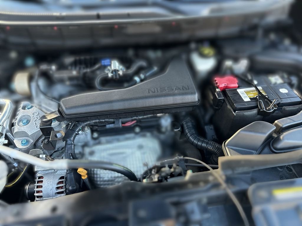 Used 2019 Nissan Rogue SV image 17