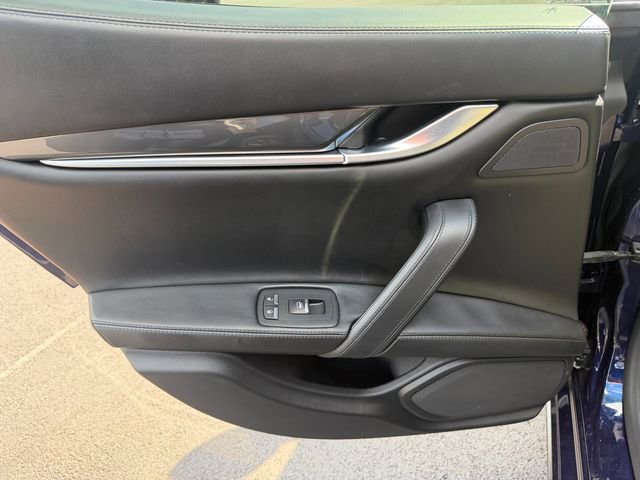 Used 2018 Maserati Ghibli S image 27