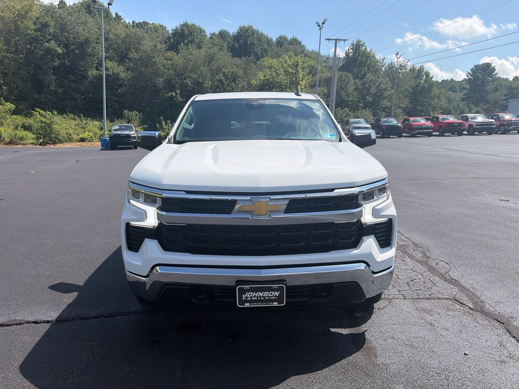 Used 2026 Chevrolet Silverado 1500 LT AWD/4WD image 3