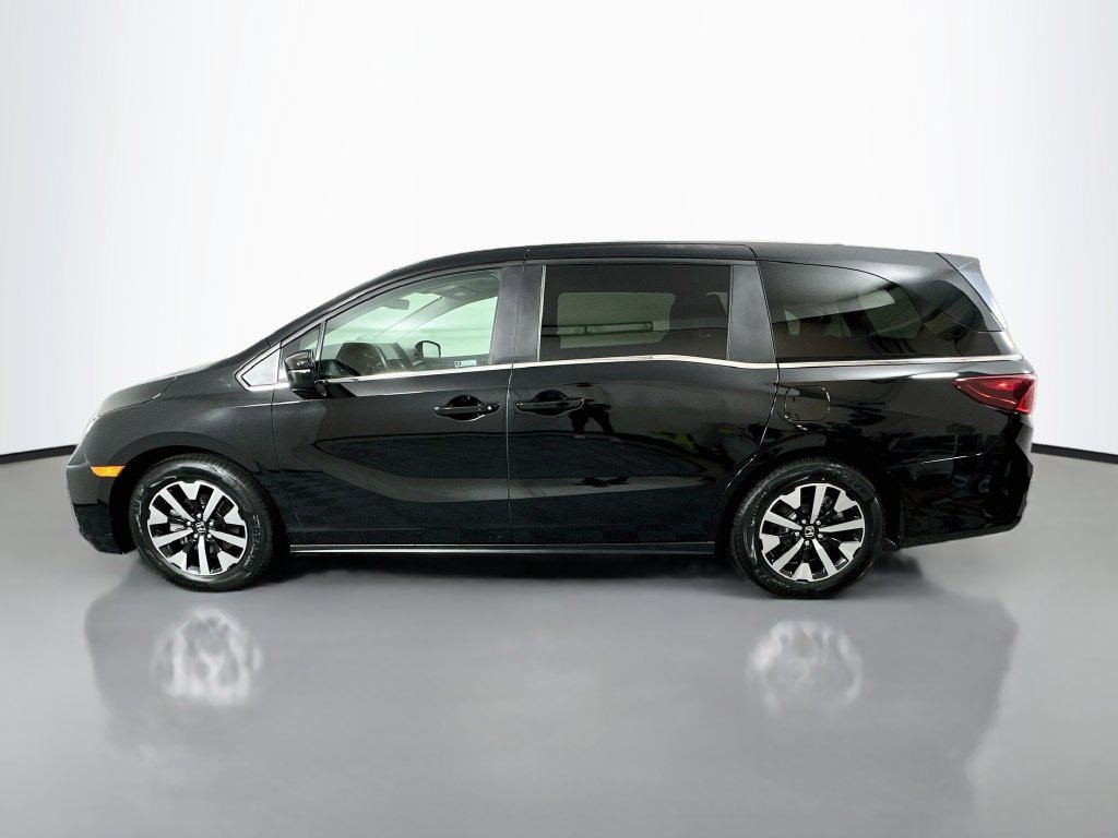 Certified 2025 Honda Odyssey EX-L image 8