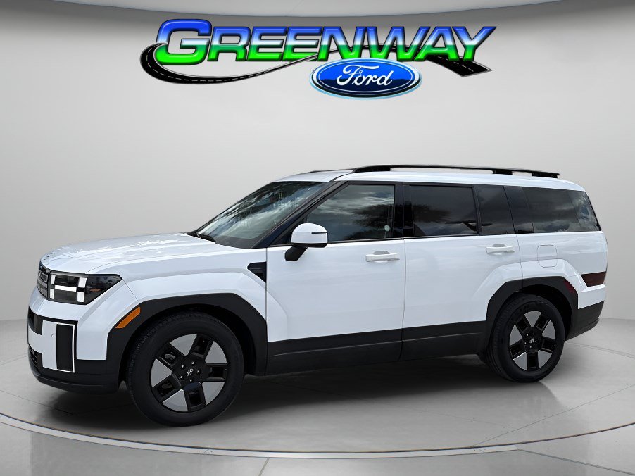 Used 2025 Hyundai Santa Fe SEL FWD image 1