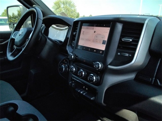 Used 2024 RAM 2500 Big Horn w/ Bed Utility Group image 22