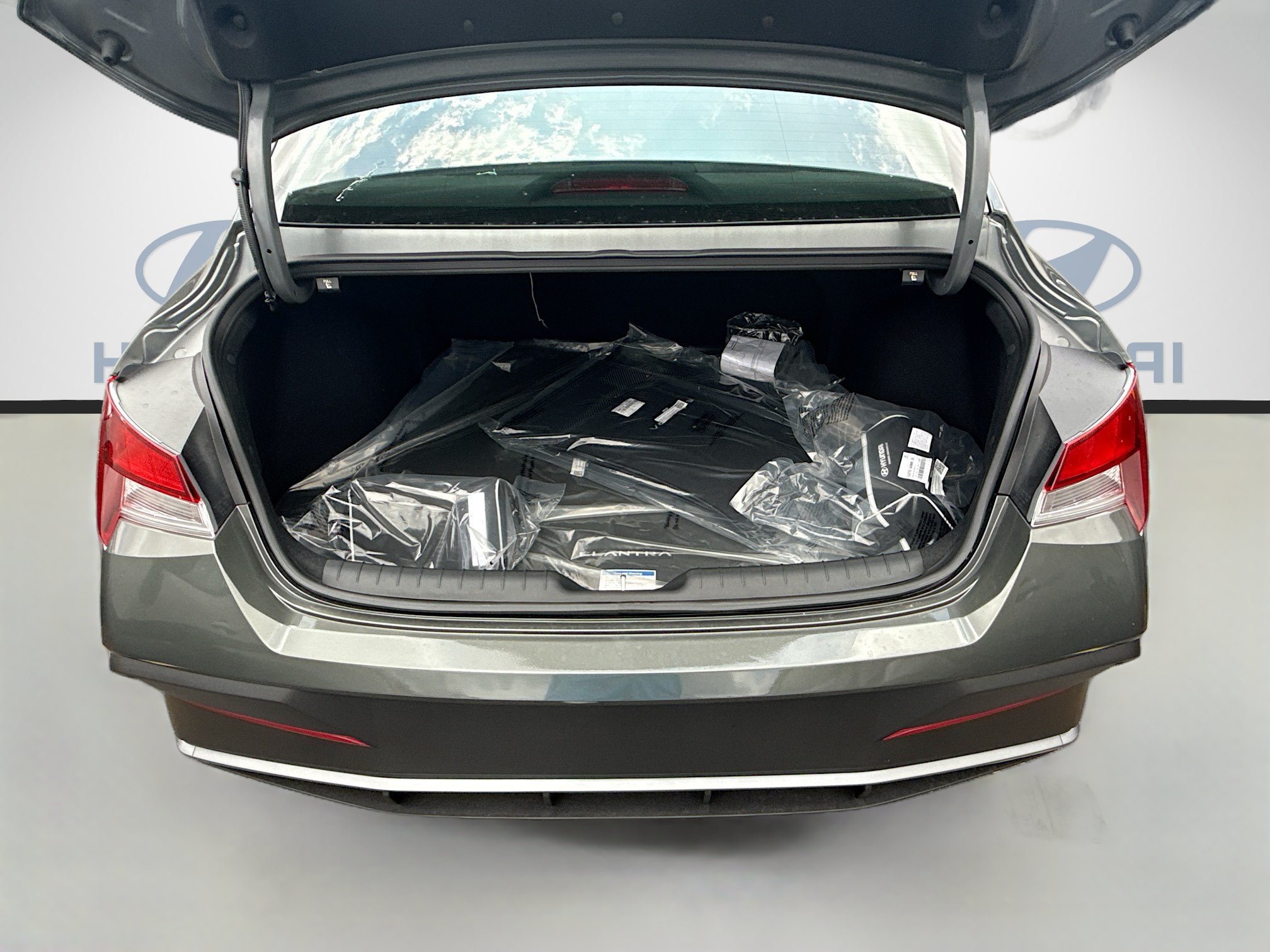 New 2026 Hyundai Elantra Sport w/ Cargo Package FWD image 18