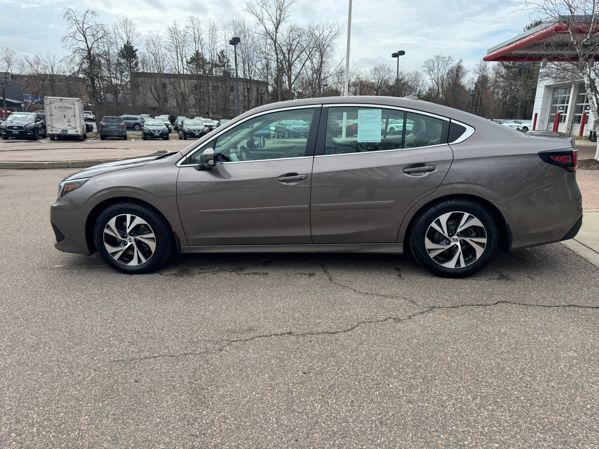 Used 2022 Subaru Legacy Premium image 4