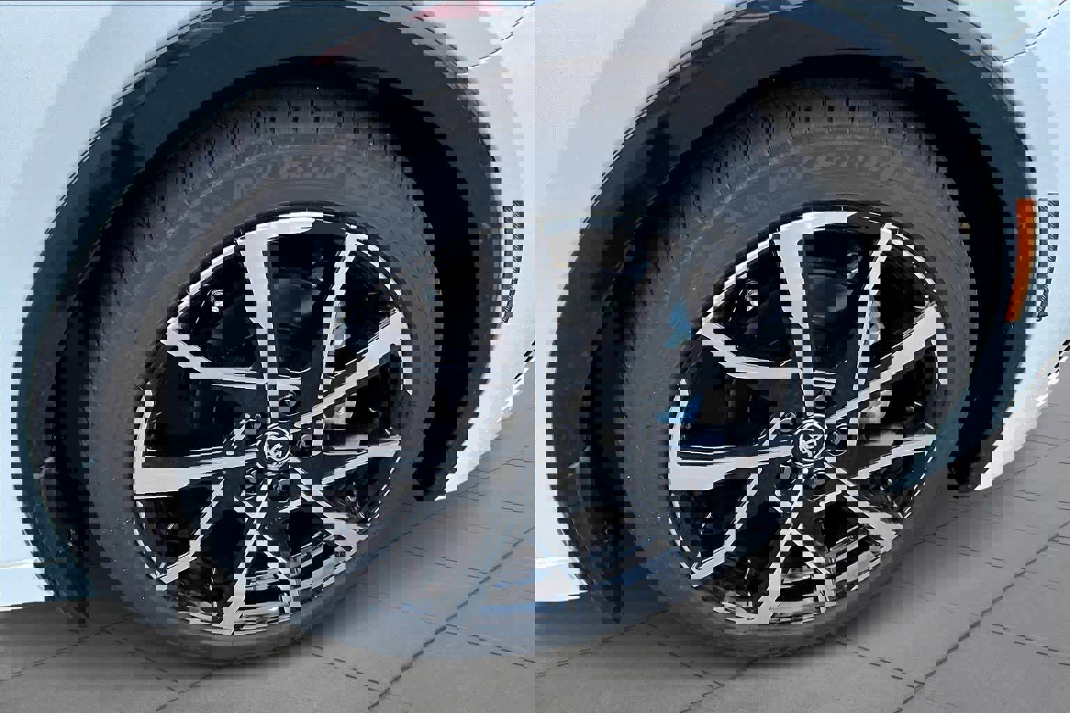 New 2026 Toyota Prius XSE image 12