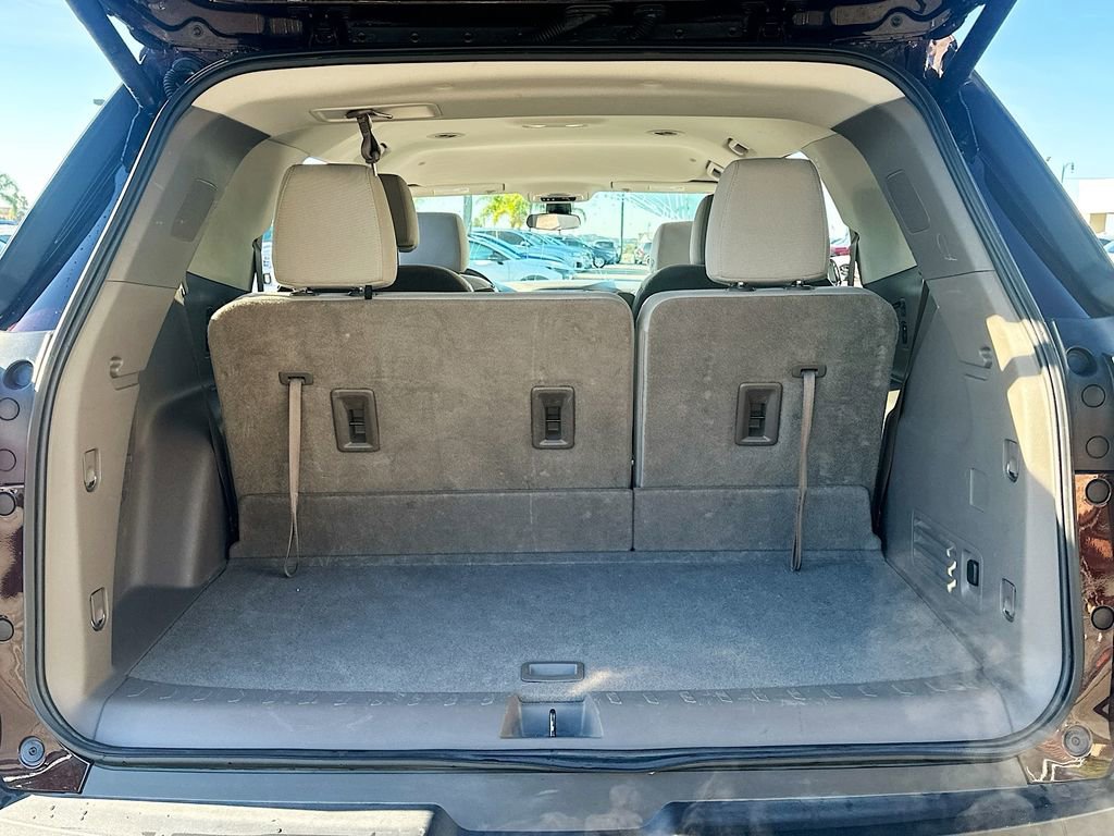 Used 2020 Chevrolet Traverse LT w/ Driver Confidence II Package image 23