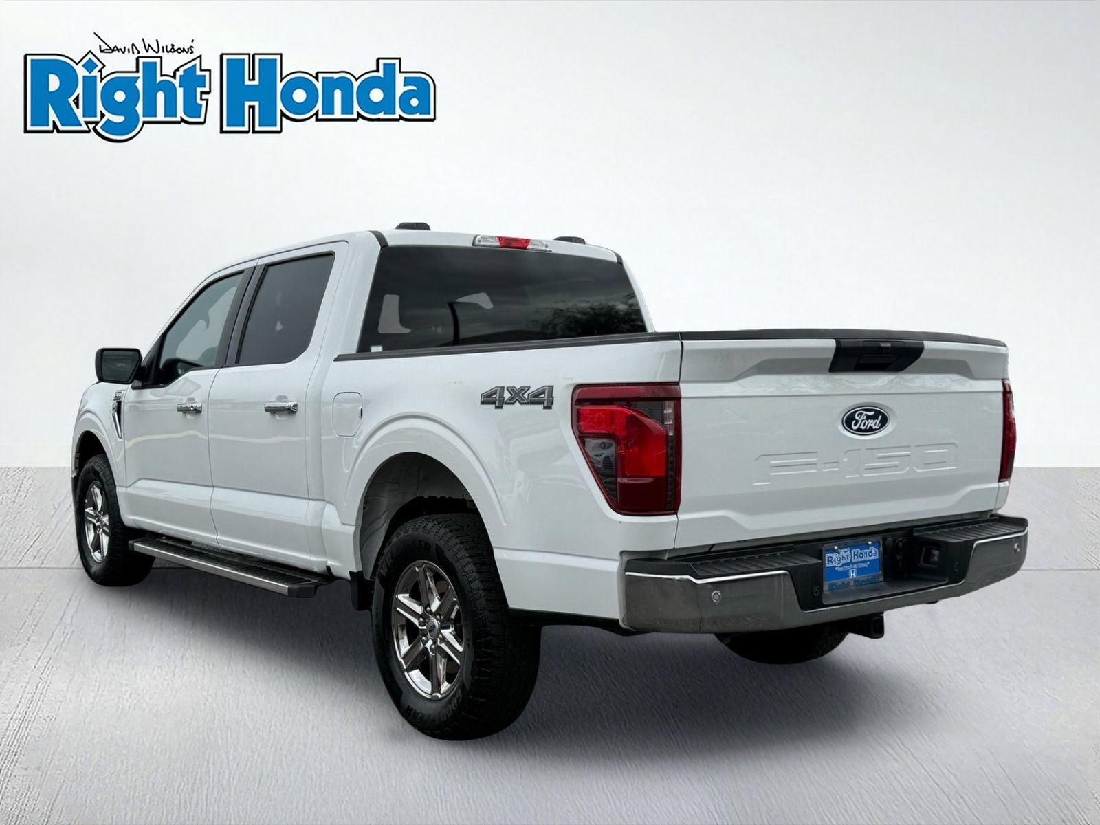 Used 2025 Ford F150 XLT w/ Equipment Group 301A Standard AWD/4WD image 4
