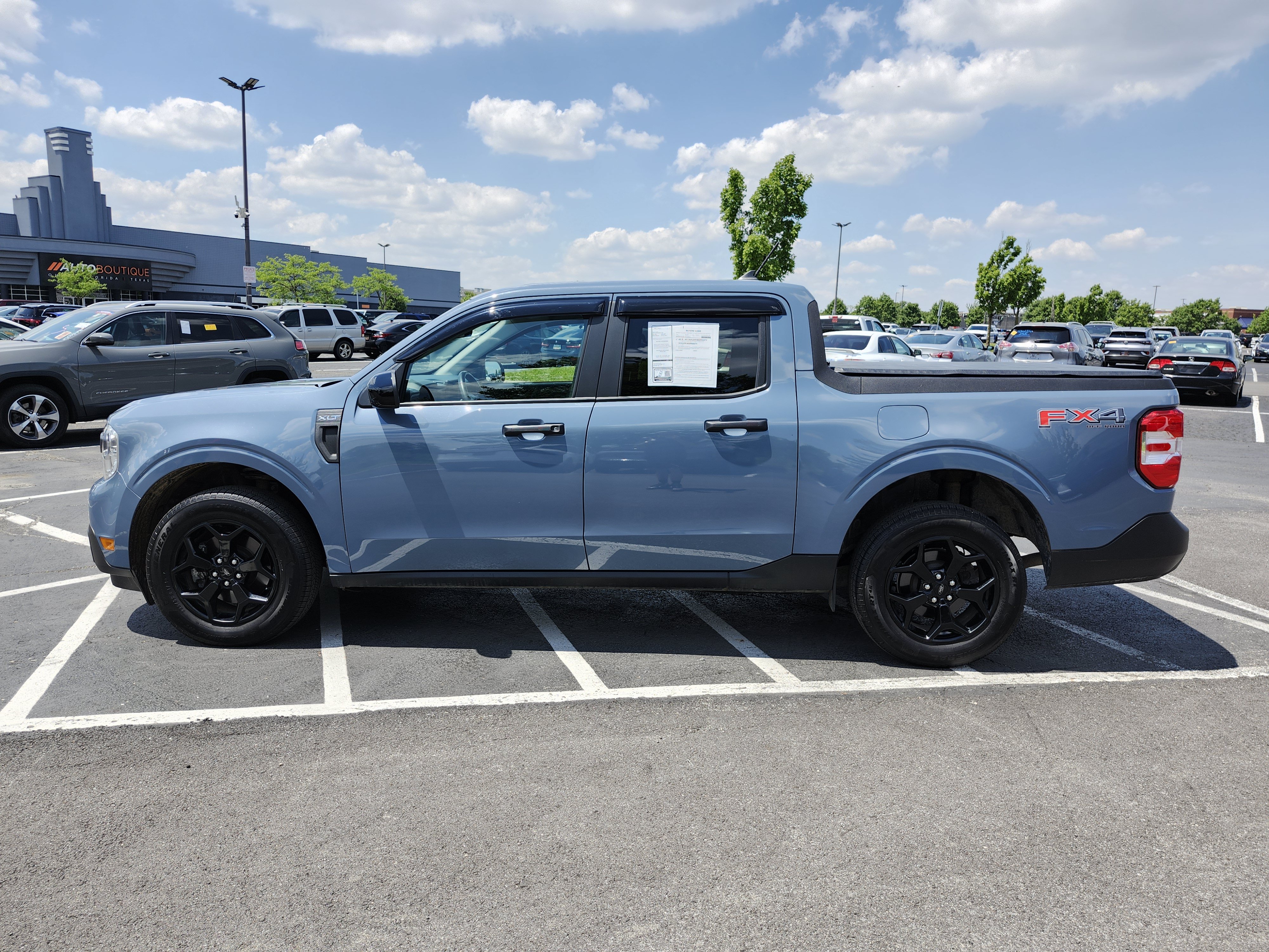 Used 2024 Ford Maverick XLT w/ XLT Luxury Package AWD/4WD image 12