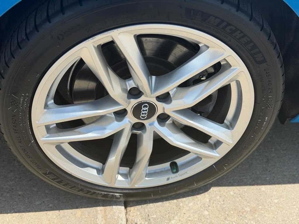 Used 2020 Audi A4 2.0T Premium Plus w/ Premium Plus Package AWD/4WD image 9