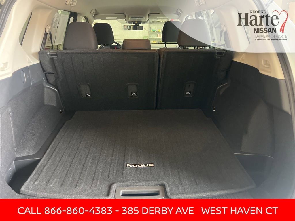 Certified 2025 Nissan Rogue S image 36