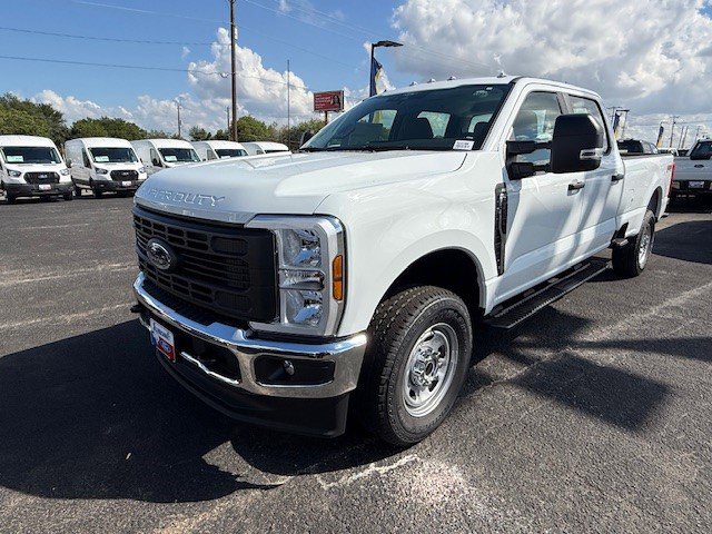 New 2026 Ford F350 XL image 4