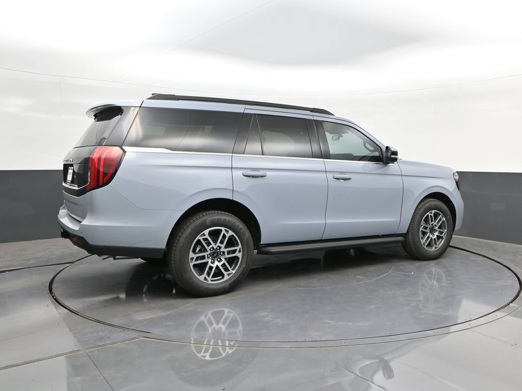 New 2026 Ford Expedition Active RWD image 15