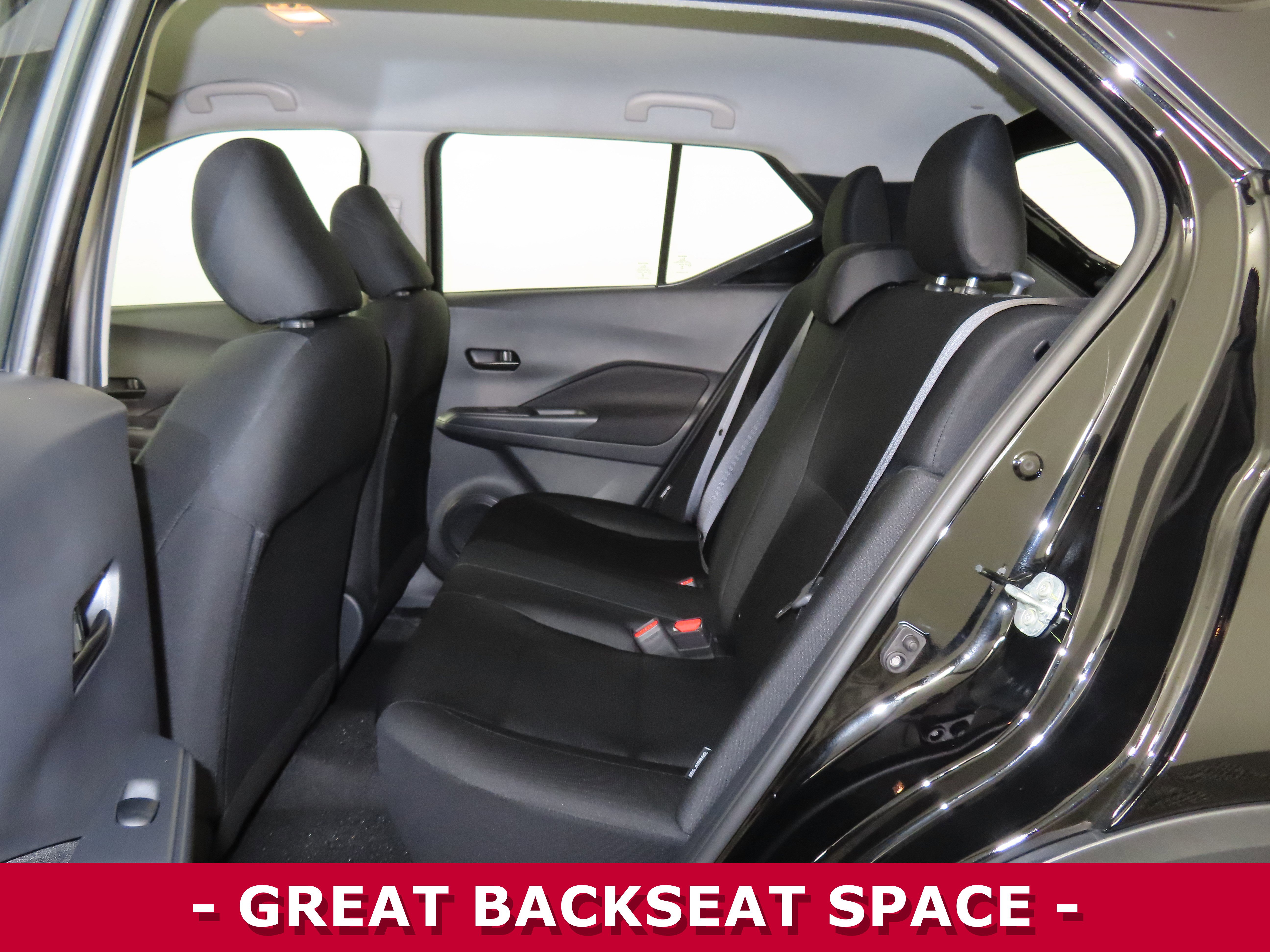 Certified 2025 Nissan Kicks Play S image 15