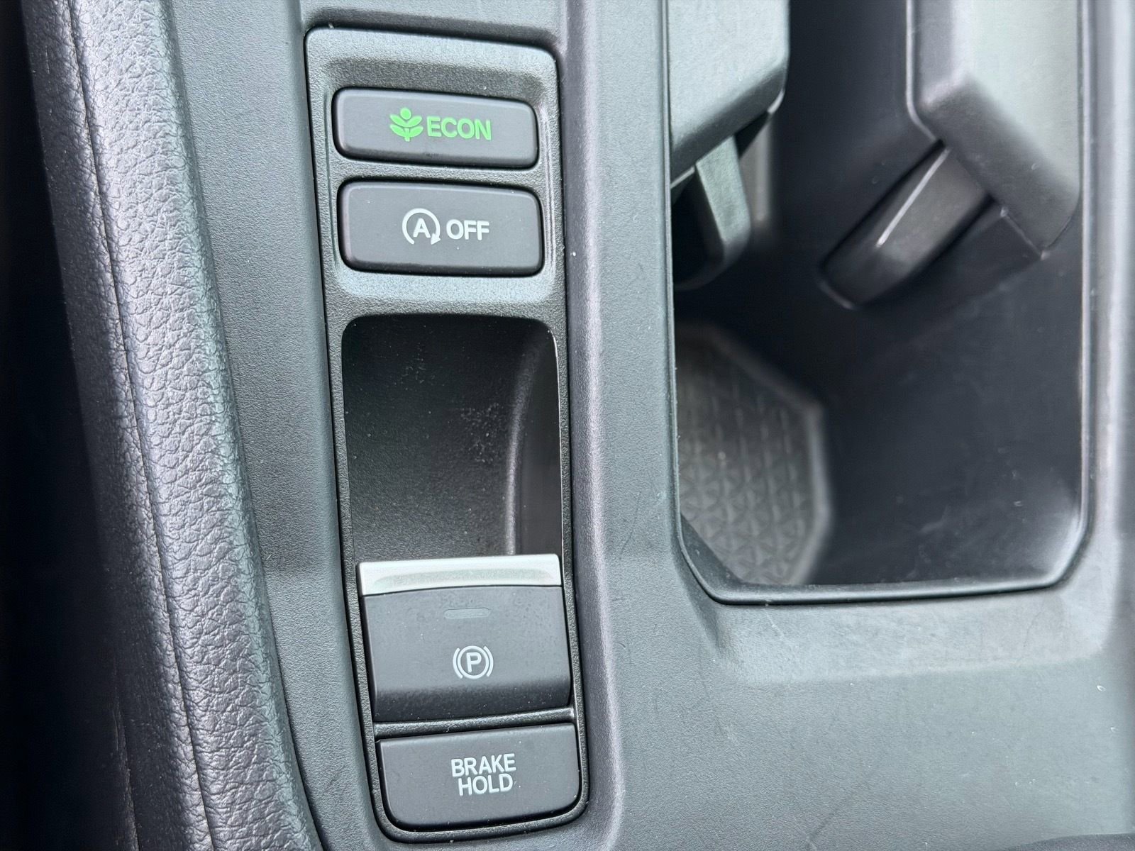 Certified 2024 Honda Accord EX image 30