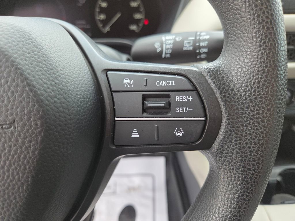 Used 2023 Honda HR-V LX image 28