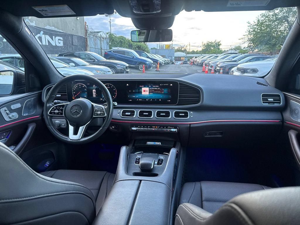 Used 2020 Mercedes-Benz GLE 350 4MATIC w/ 3rd Row Seat Package image 21