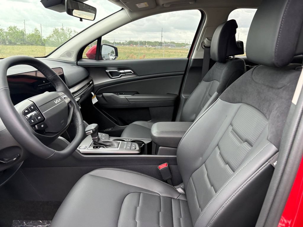New 2026 Kia Sportage SX FWD image 9