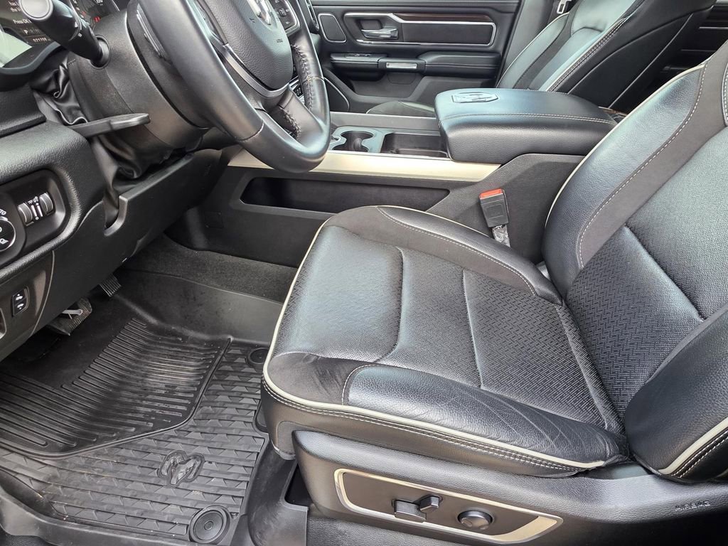 Used 2022 RAM 1500 Laramie AWD/4WD image 8