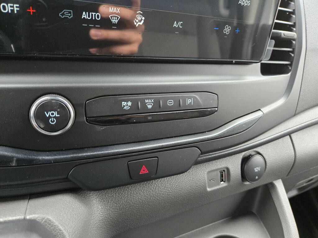New 2026 Ford Transit 250 Low Roof AWD image 15