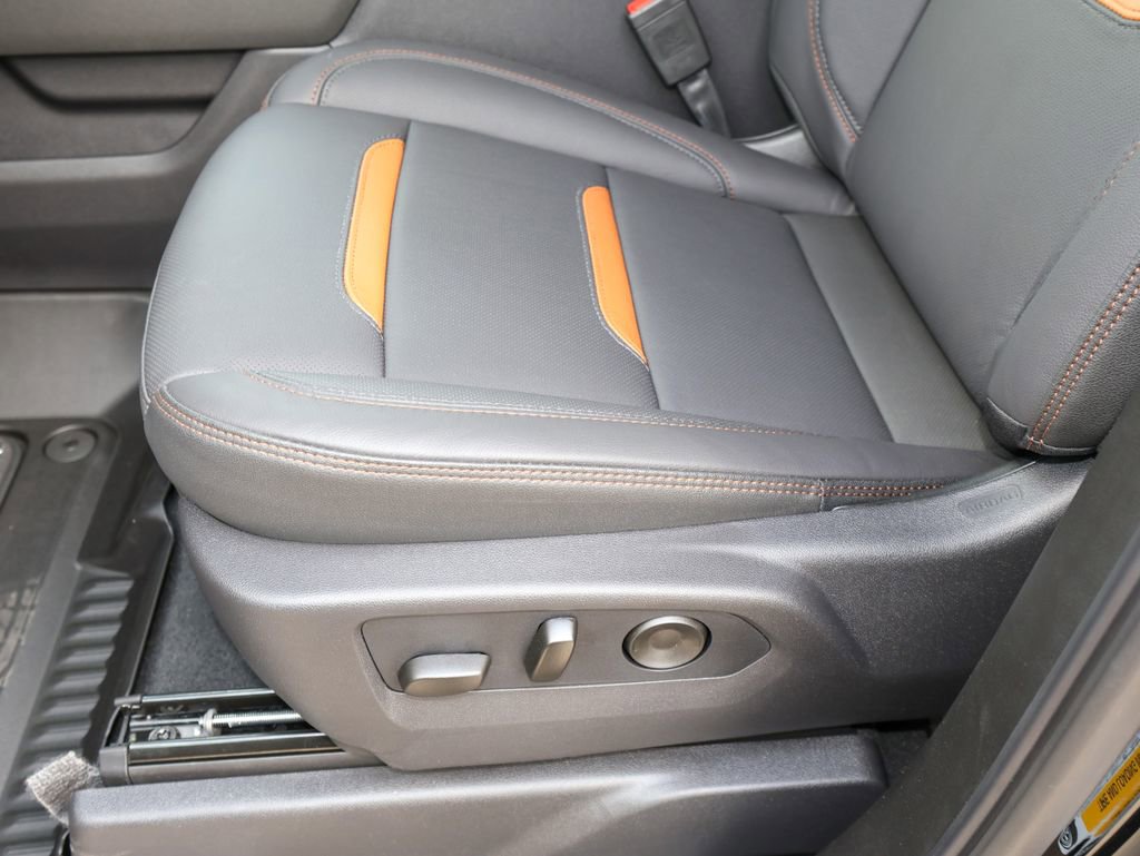 New 2026 GMC Sierra 1500 AT4 w/ AT4 Premium Package AWD/4WD image 8