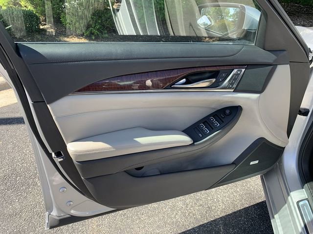 Used 2015 Cadillac CTS Luxury RWD image 17