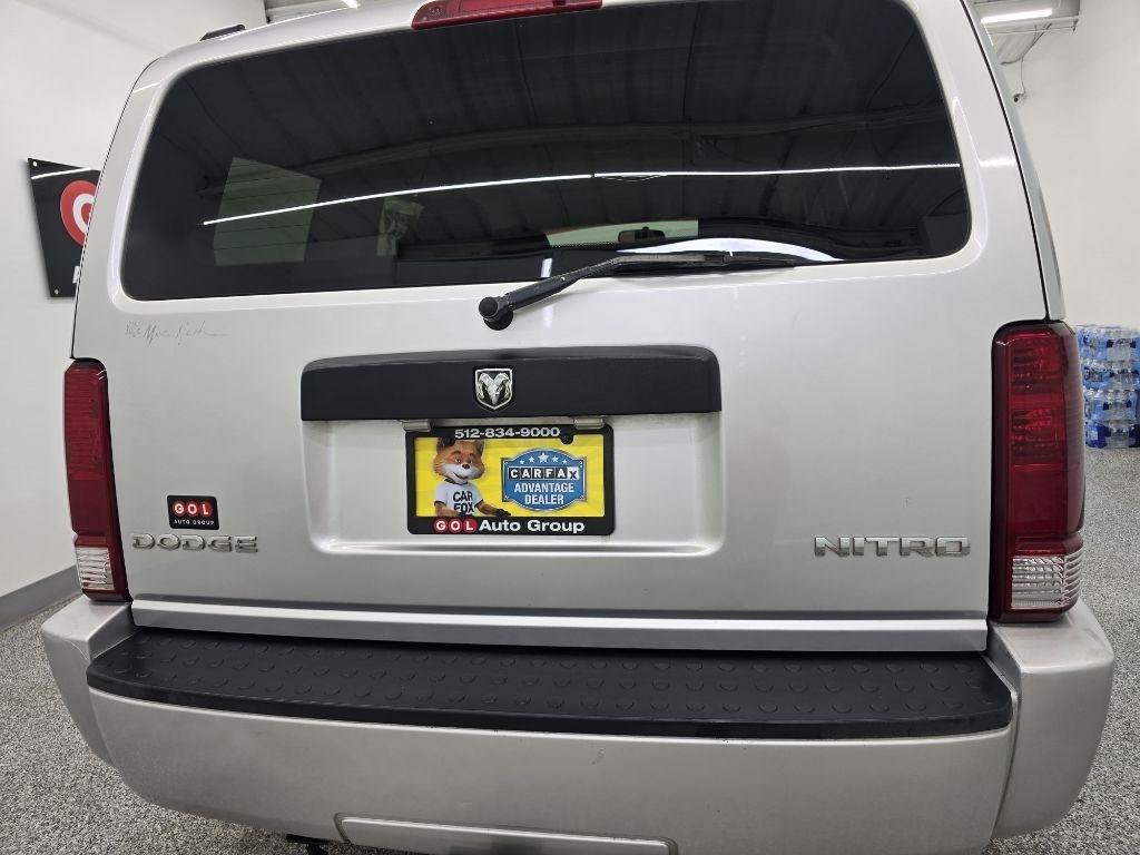 Used 2011 Dodge Nitro Heat RWD image 7
