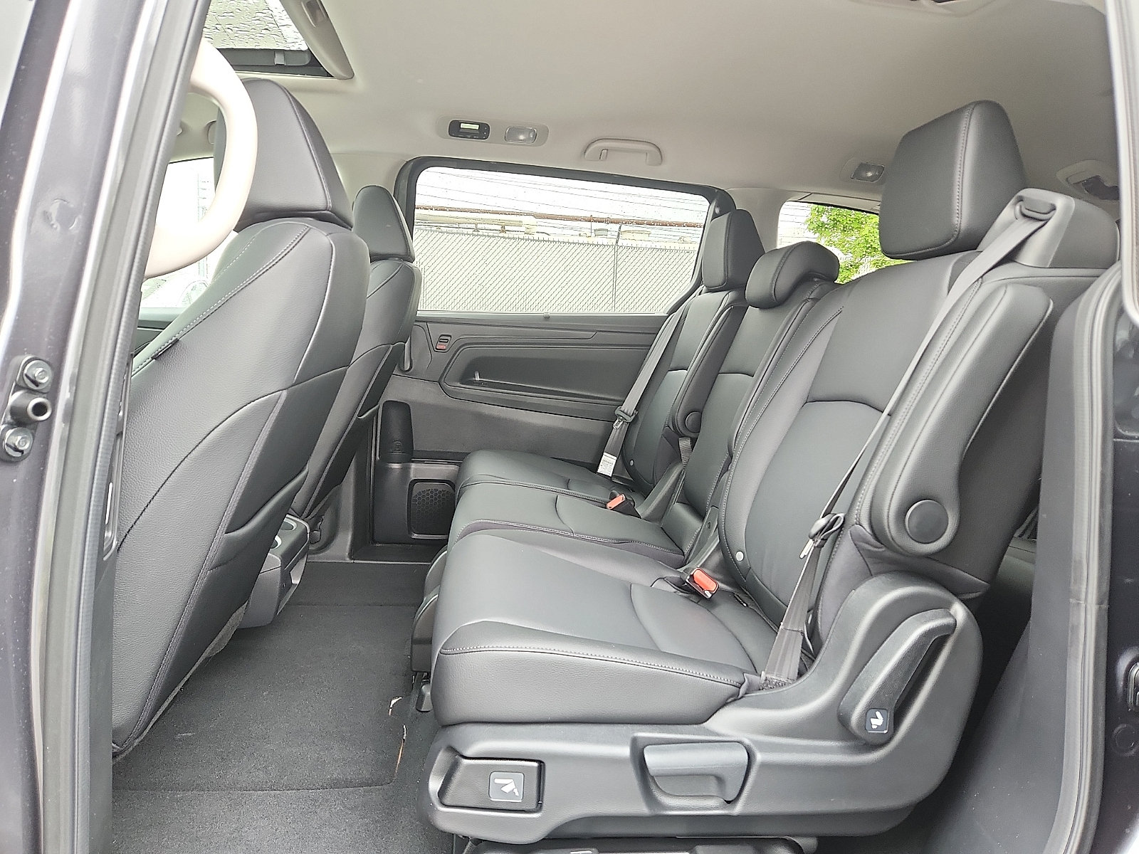 New 2026 Honda Odyssey EX-L image 6