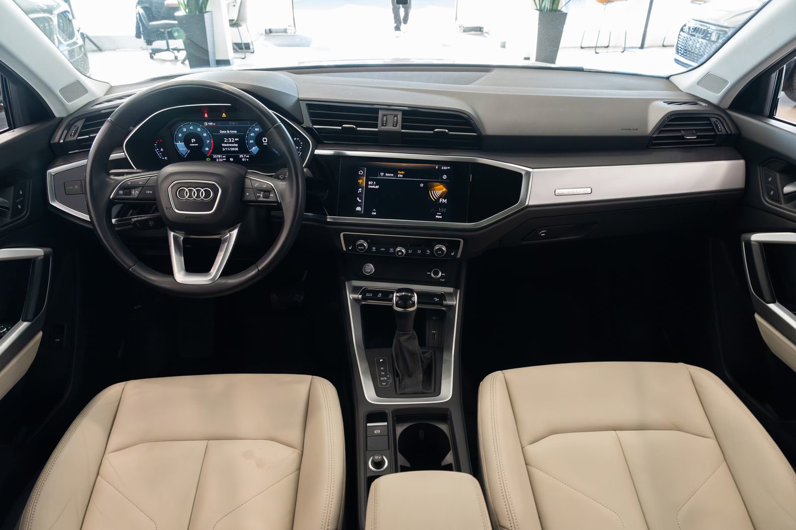 Used 2020 Audi Q3 2.0T Premium w/ Convenience Package image 9